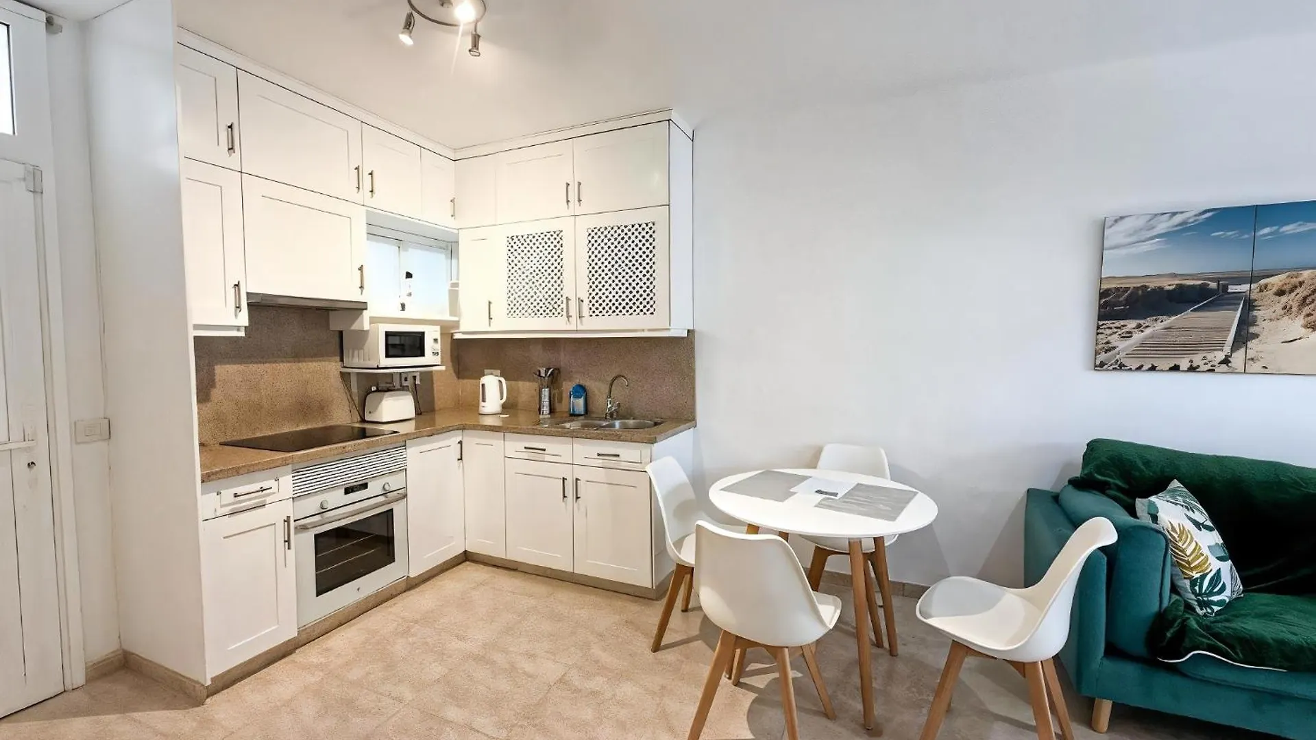 Eureka! Sunny Bravo'S House, Modern Apt With Big Terrace Costa Del Silencio